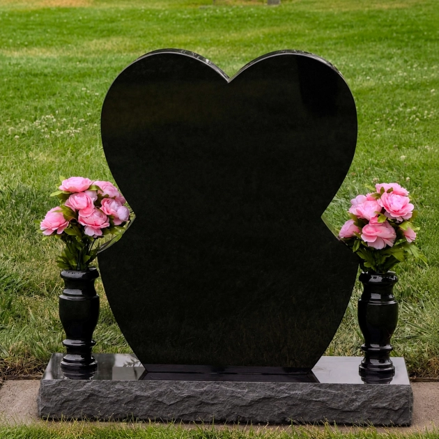 Luxury Heart-Shaped Granite Headstone — Angels, Cross & Hand-Painted Roses
