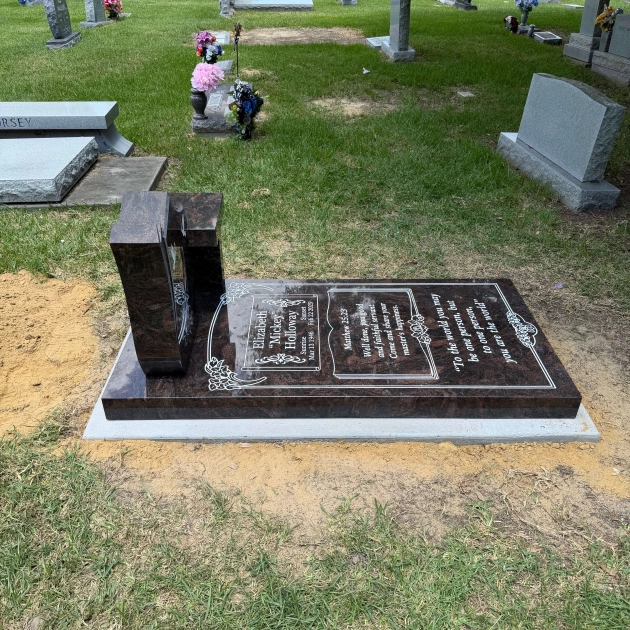 Luxury Indian Aurora Full Ledger Memorial with Bench & Etched Portrait