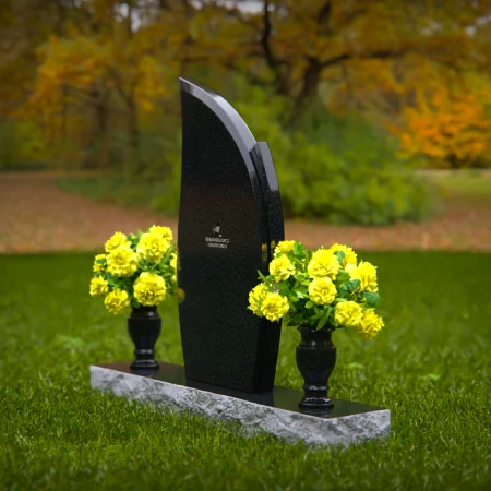 1372 - Elegant Asymmetrical Granite Headstone – A Unique Memorial Tribute - 56