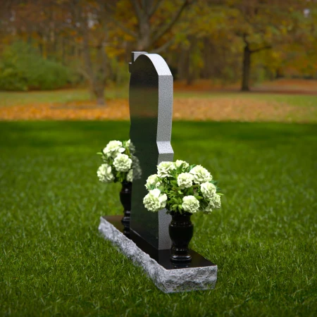 1343 - Graceful Memorial Headstone with Cross Detail - 44