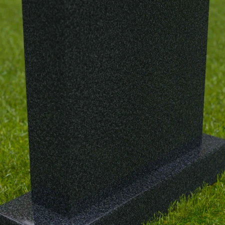 1718 - Classic Memorial Headstone with Curved Top - 7