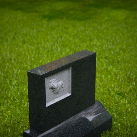 1460 - Black Granite Dog Memorial Headstone with Engraved Relief - 1