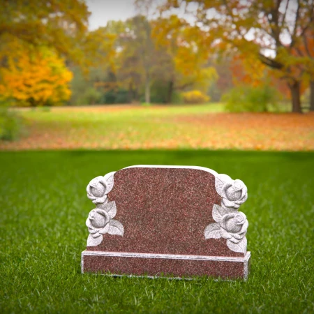 1554 - Elegant Red Granite Headstone with Dual Rose Engravings - 2