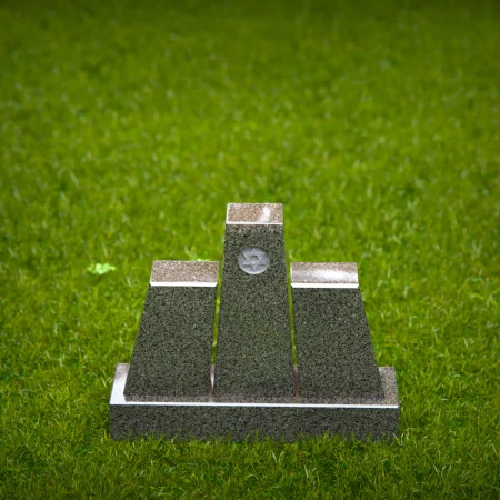 1403 - Triangular Tribute Memorial with Star of David - 1