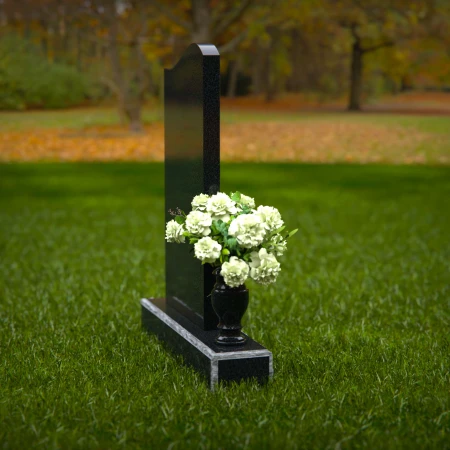 1367 - Modern Wave-Top Granite Headstone – A Timeless Tribute - 45