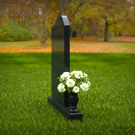 1334 - Modern Curved Headstone with Single Vase - 52