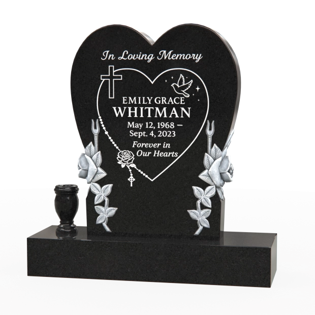 1201067 - Monumento de Granito en Forma de Corazón con Tallas de Rosas