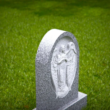 1545 - Angel-Carved Granite Headstone – A Symbol of Eternal Peace - 3