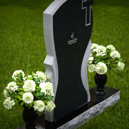 1343 - Graceful Memorial Headstone with Cross Detail - 47