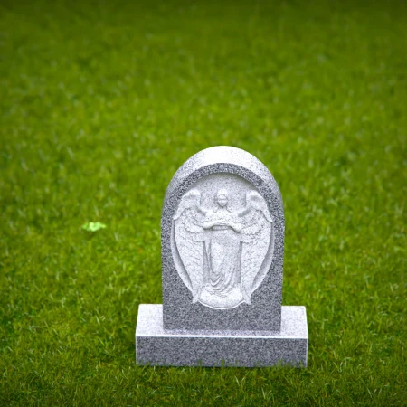 1545 - Angel-Carved Granite Headstone – A Symbol of Eternal Peace - 1